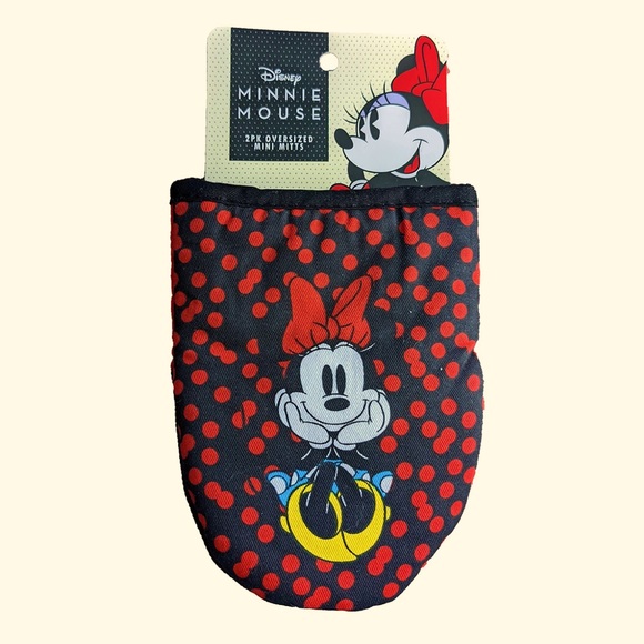 Best Brands: Disney Kitchen Cotton Mini Oven Mitts- Set of 2 Minnie Mouse NWT - Picture 2 of 3
